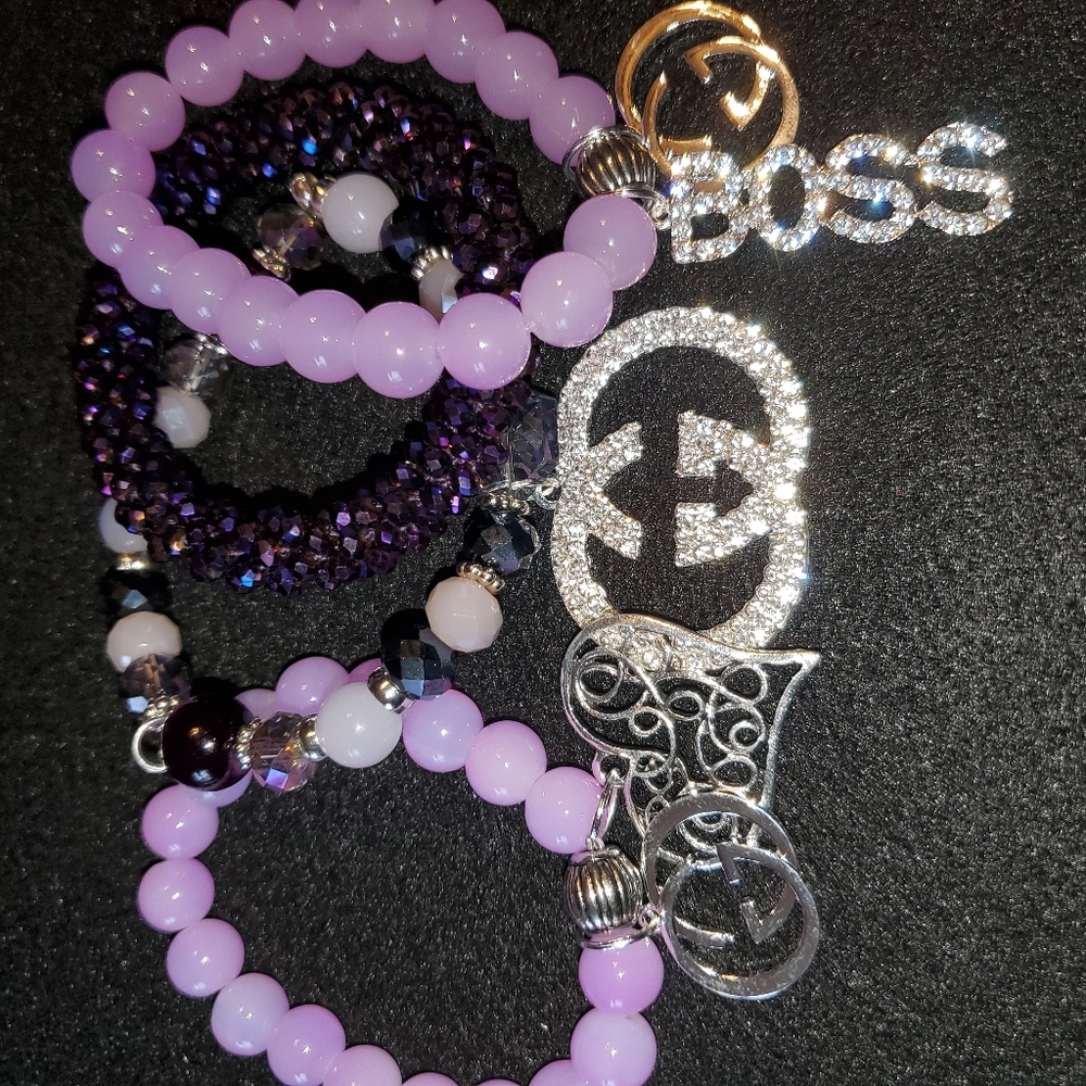 Bracelets - Picture 2 of 8